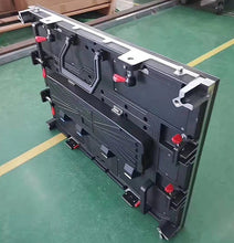 Load image into Gallery viewer, P2.5 Indoor HD 4K 8K High Resolution Led Screen Wall with 640×480mm led Panels