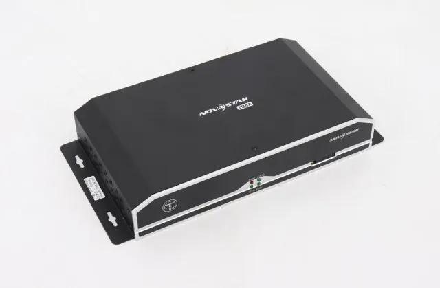Novastar TB4 Control Box Media Box Taurus Controller Support WIFI AP 3G 4G 1.3 Million Pixels