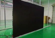 Cargar imagen en el visor de la galería, P3.91 Indoor Full Color Plug-in connection Led Screen Wall with 500×500mm Panels
