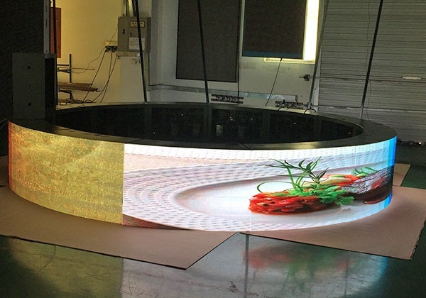 Indoor P4 Round Shape LED Display Screen with 1024*1024mm cabinet